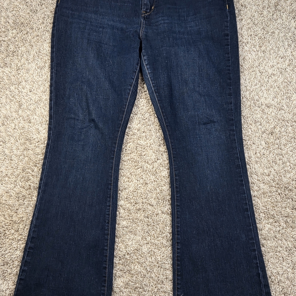 Signature by Levi Strauss‎ Mid Rise Bootcut Jeans Dark Wash Size 16M